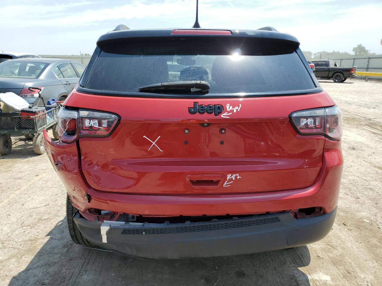 2020 Jeep Compass Latitude - Фото 6