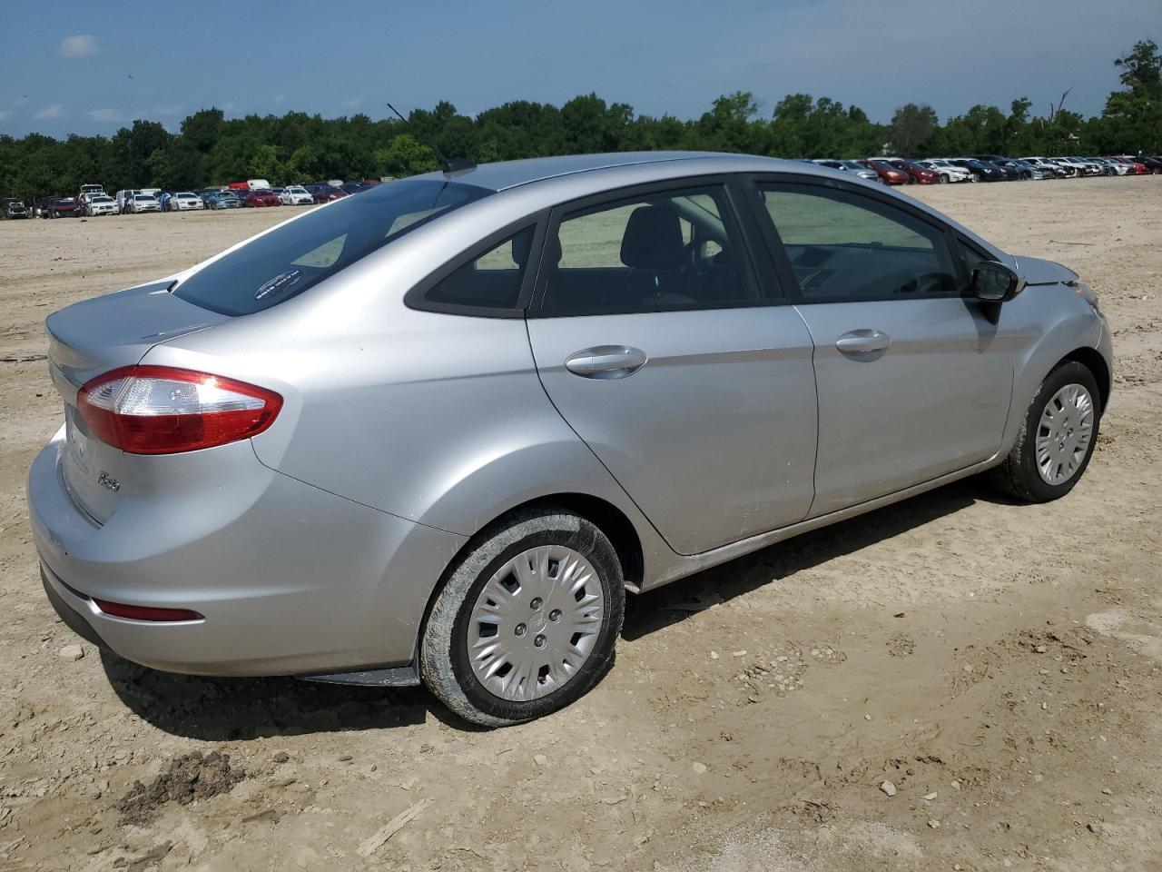 2019 Ford Fiesta S - Фото 3