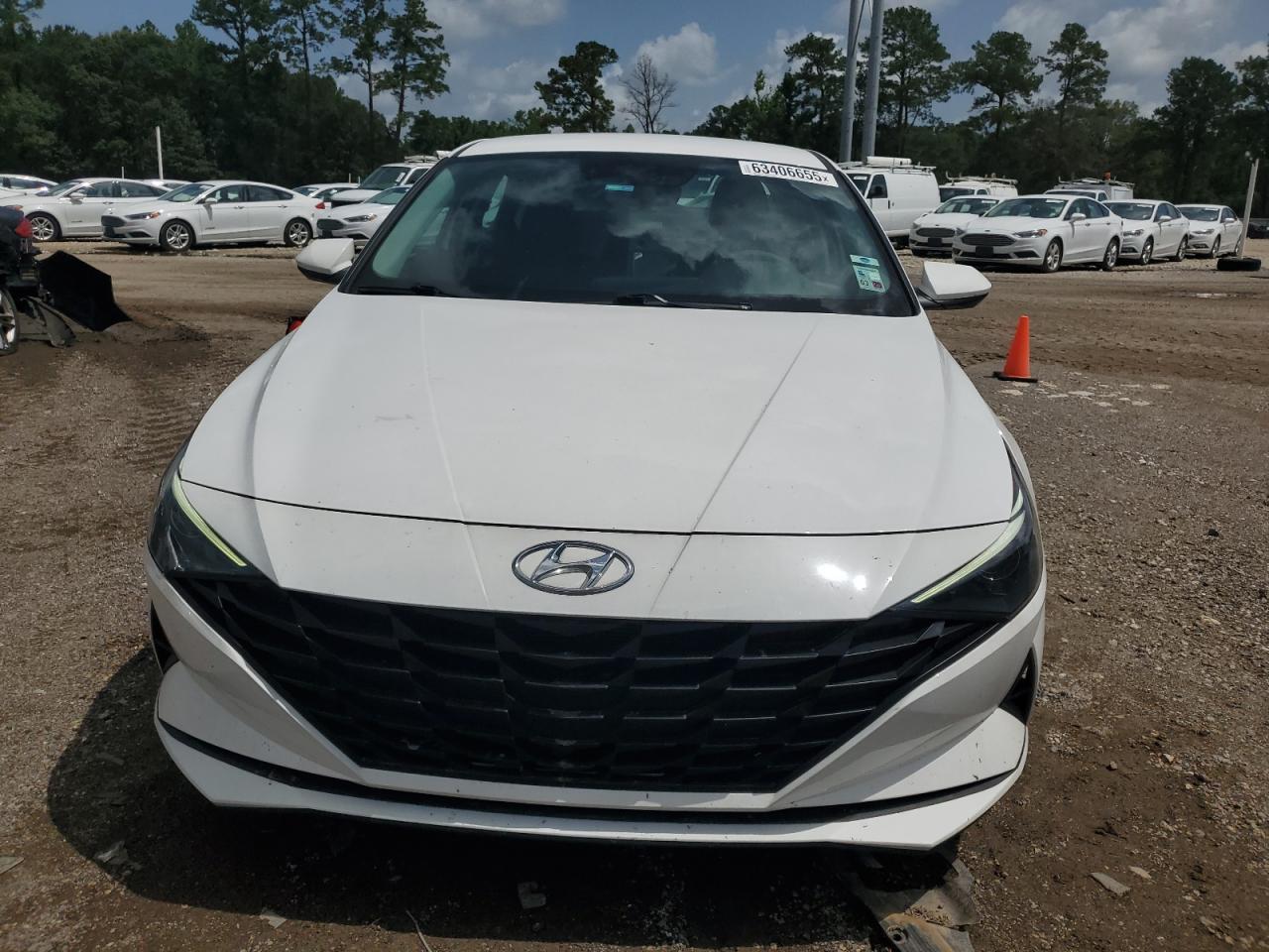 2023 Hyundai Elantra Sel - Фото 5
