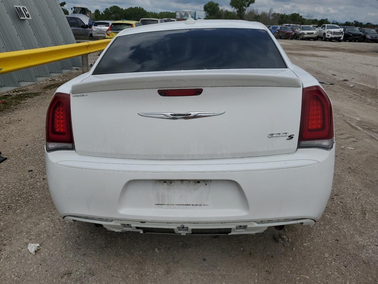 2020 Chrysler 300 S - Фото 6