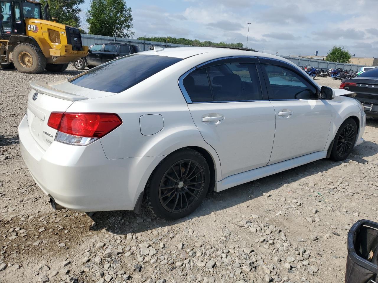 2013 Subaru Legacy 2.5I Limited - Image 3