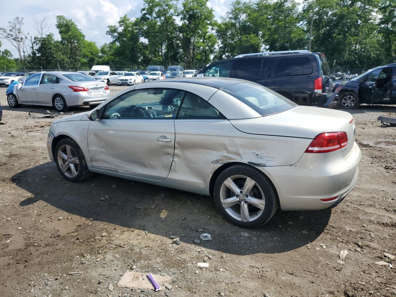 2012 Volkswagen Eos Lux - Фото 2