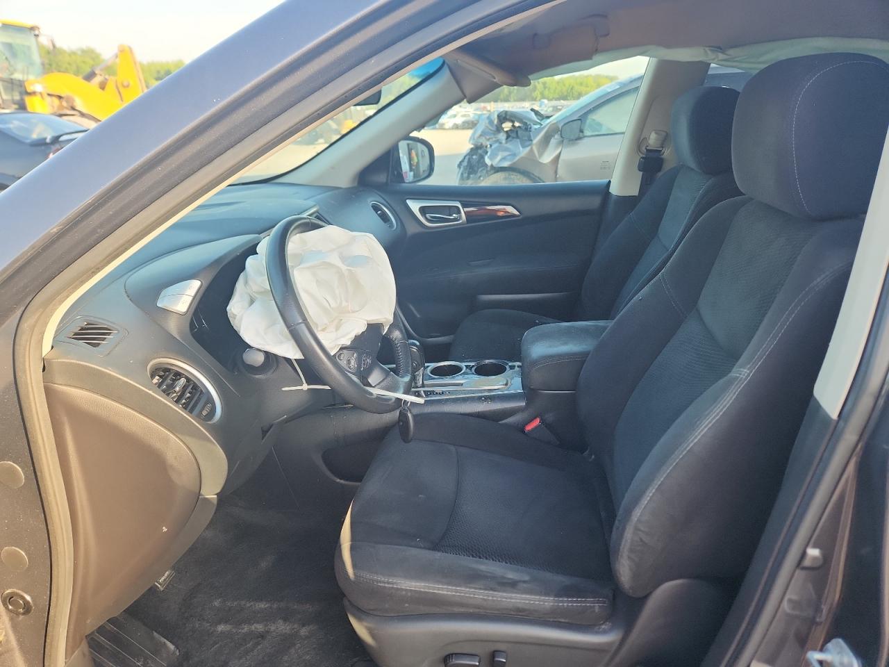 2014 Nissan Pathfinder S - Фото 7