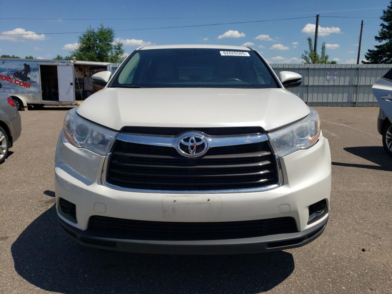 2014 Toyota Highlander Le - Фото 5