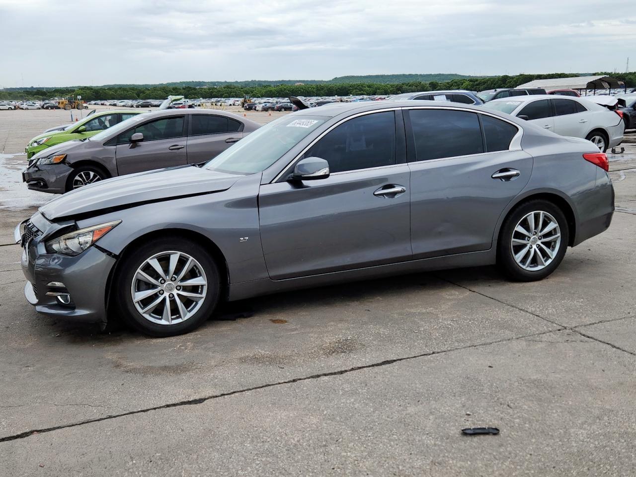 2015 Infiniti Q50 Base