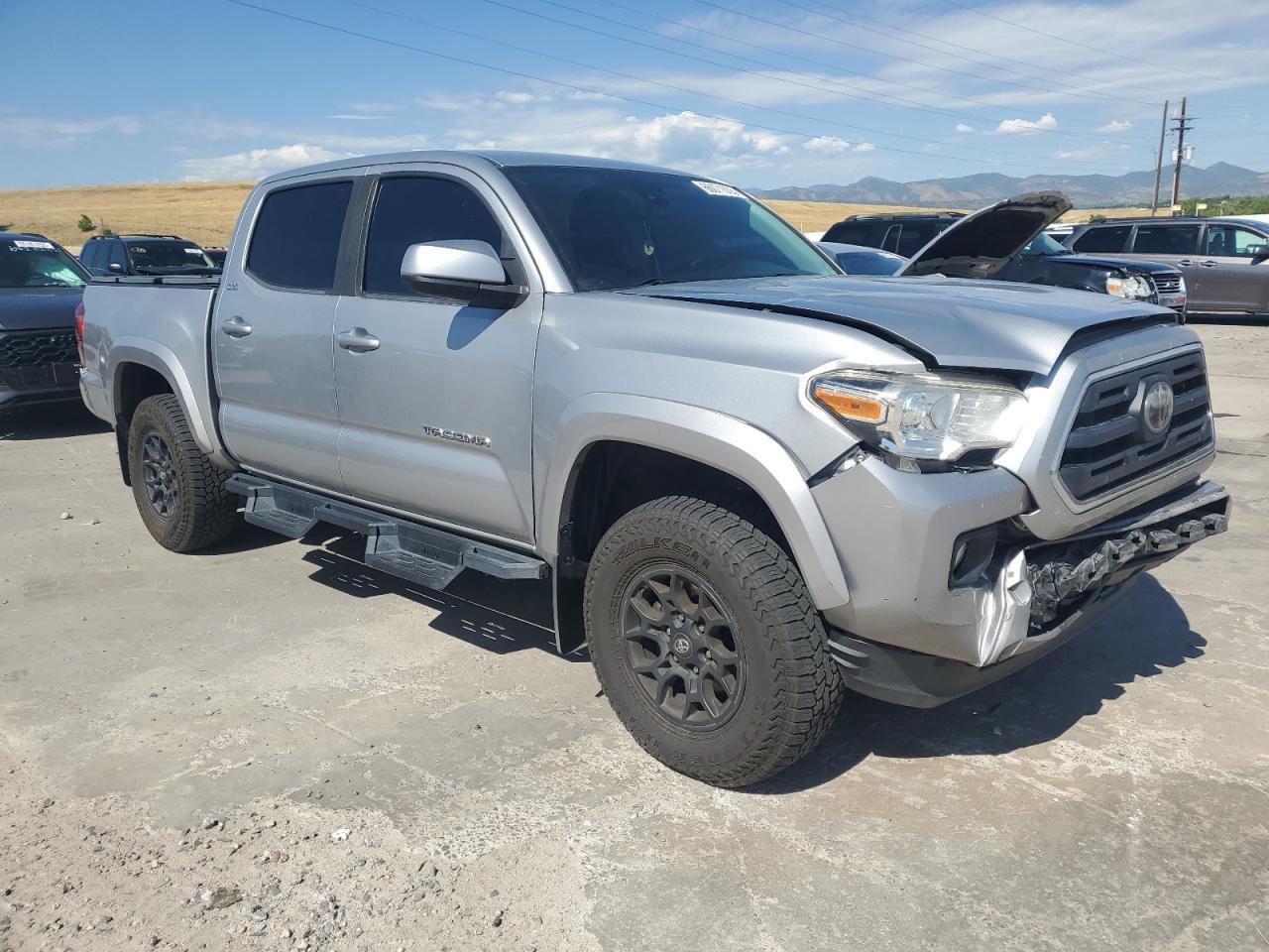 2019 Toyota Tacoma Double Cab - Image 4