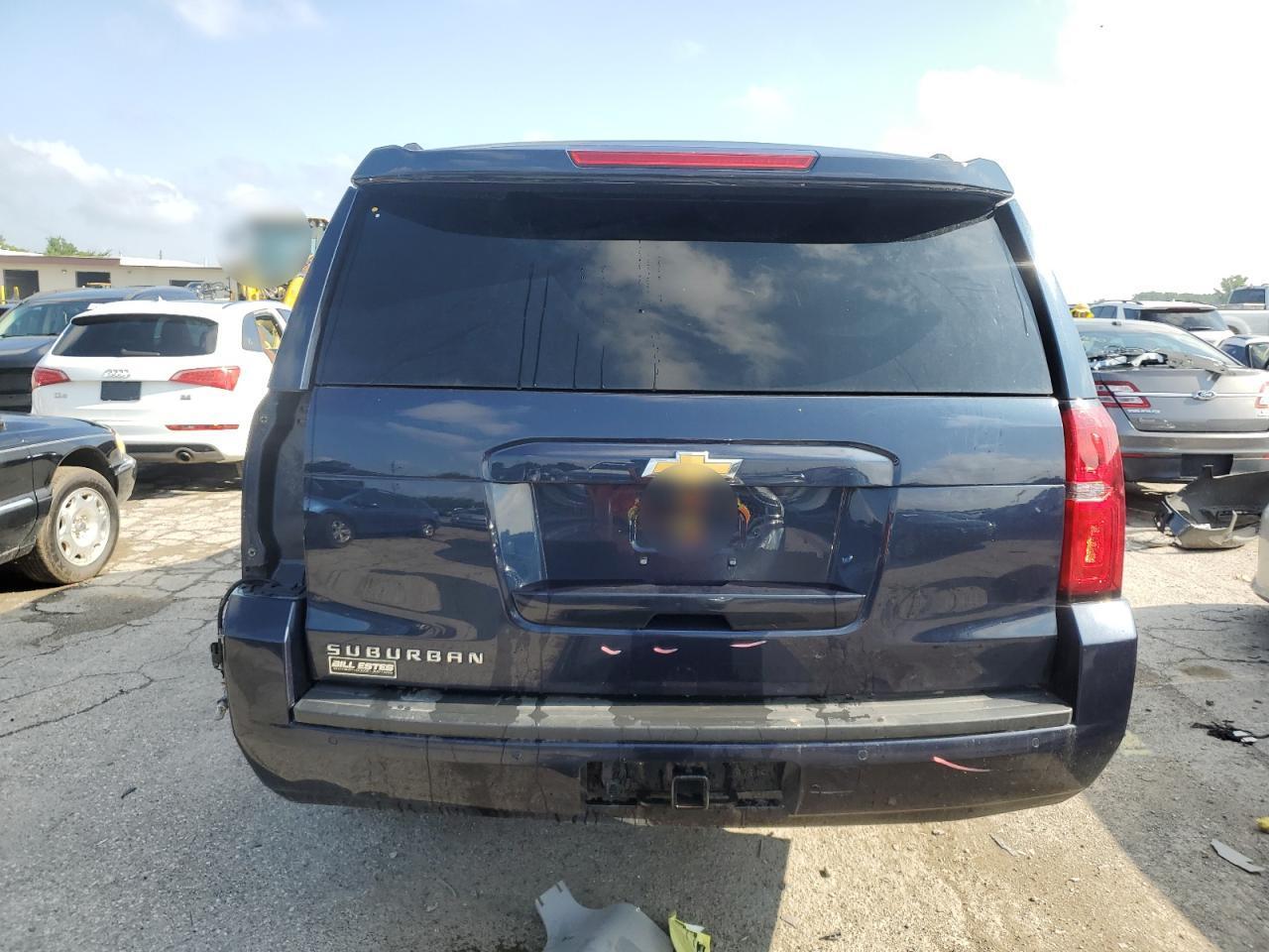 2019 Chevrolet Suburban K1500 Lt - Image 6