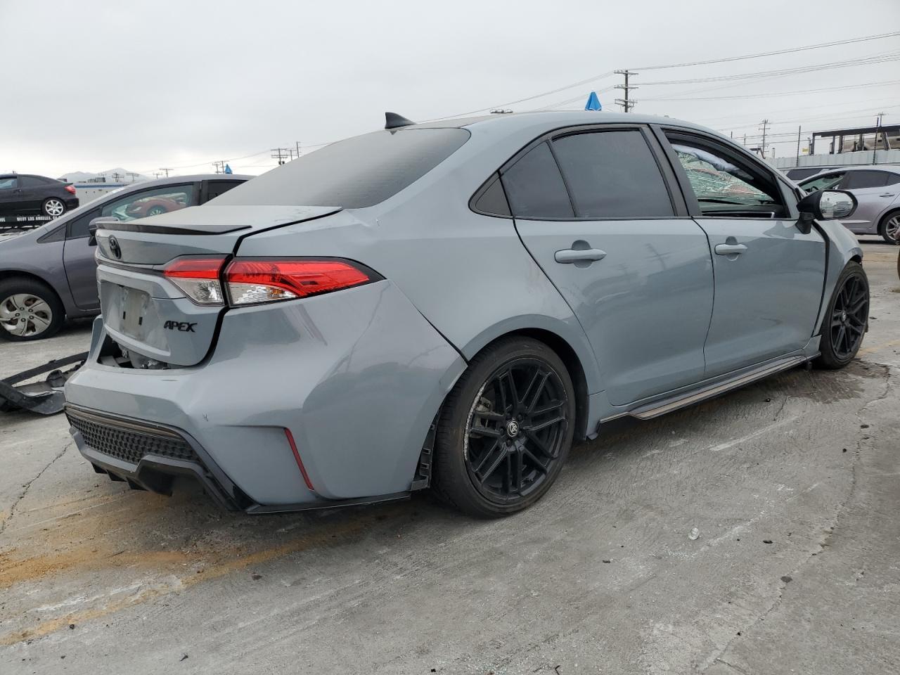 2022 Toyota Corolla Se - Фото 3
