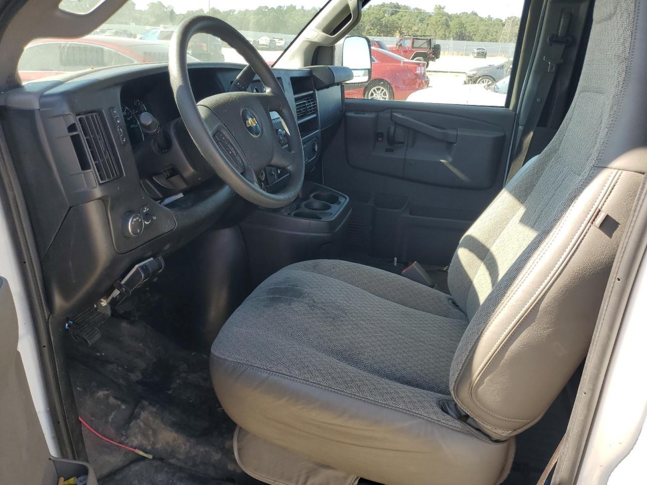 2021 Chevrolet Express G2500 - Фото 7