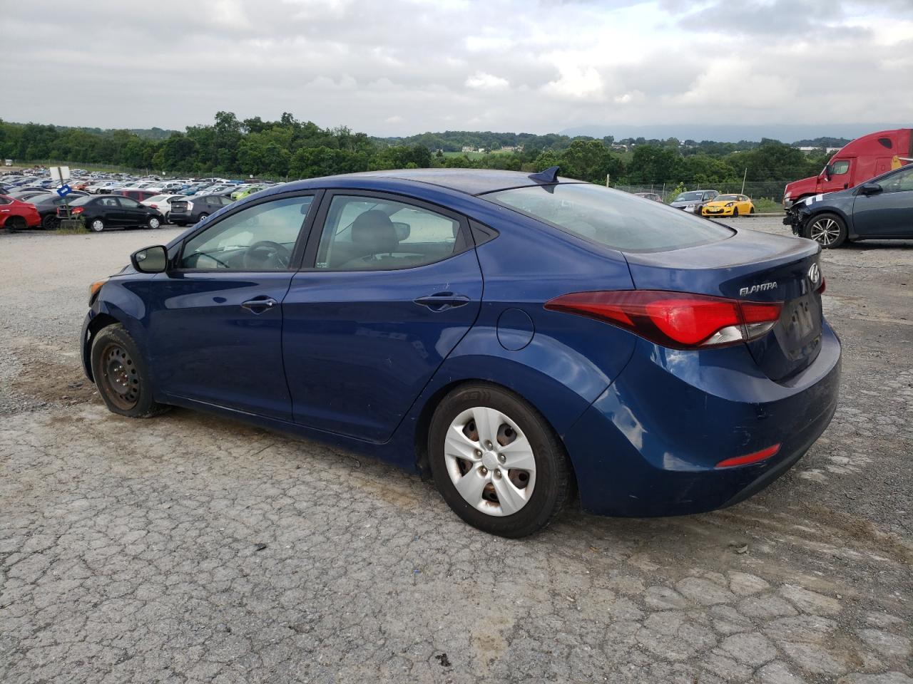 2015 Hyundai Elantra Se - Фото 2