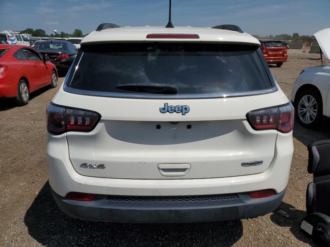 2019 Jeep Compass Latitude - Image 6