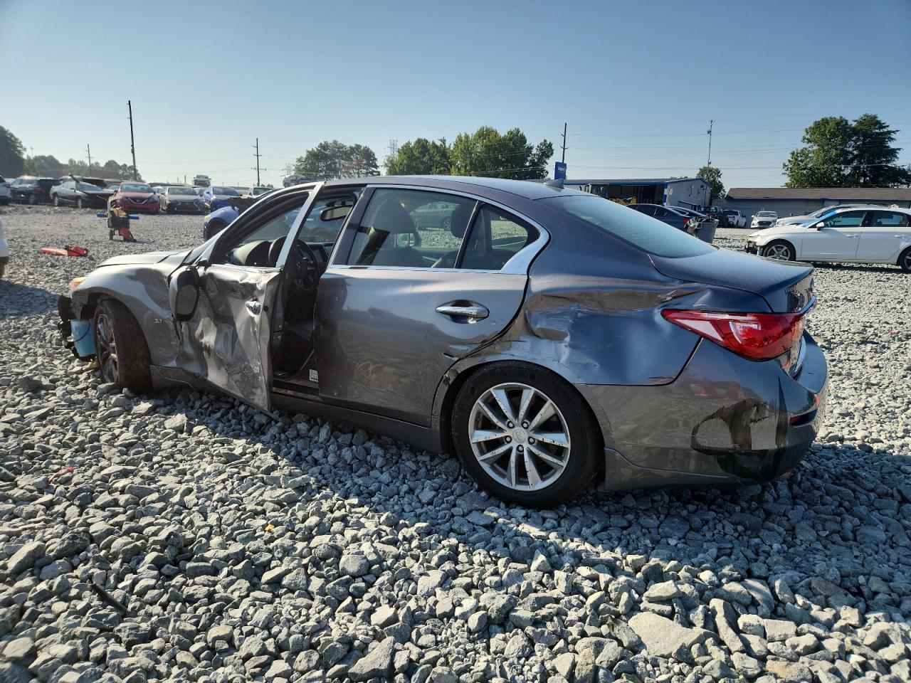 2015 Infiniti Q50 Base - Фото 2