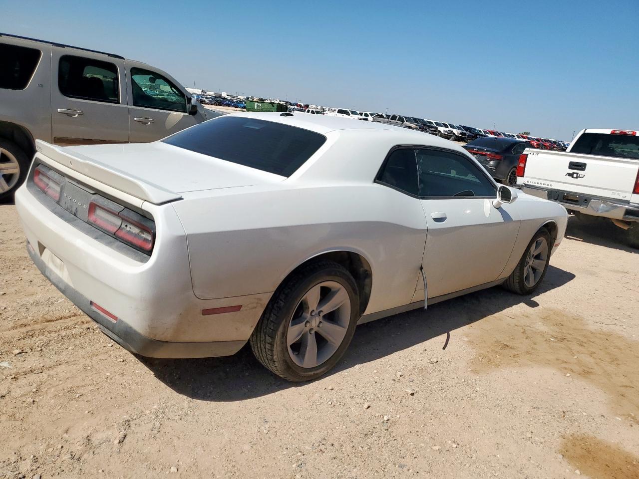 2019 Dodge Challenger Sxt - Image 3