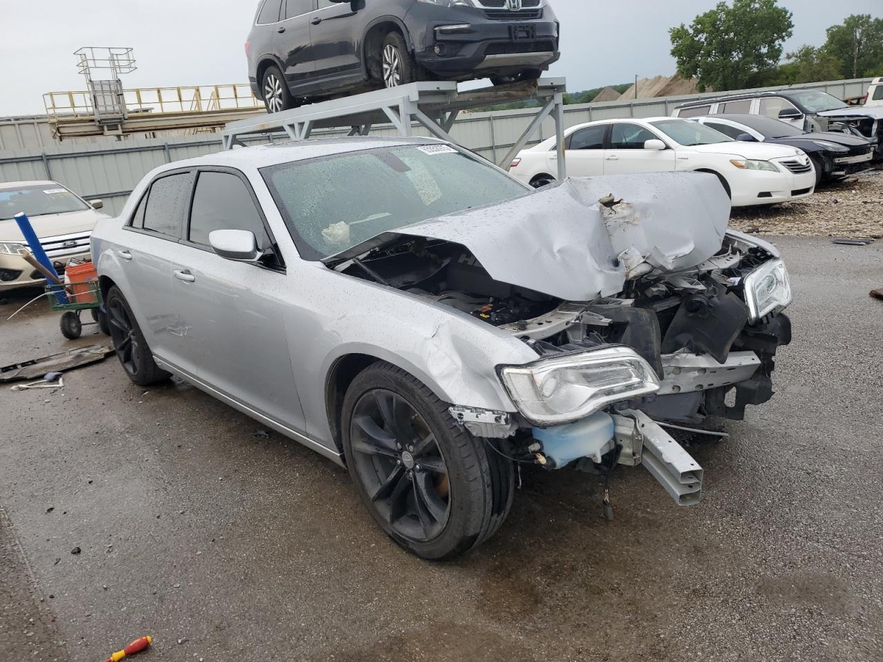 2019 Chrysler 300 S - Фото 4