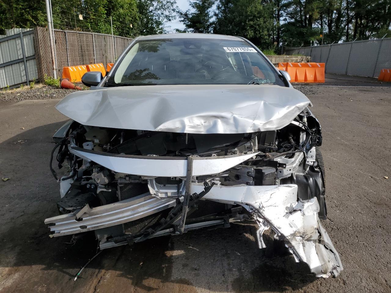 2021 Toyota Corolla Le - Фото 5