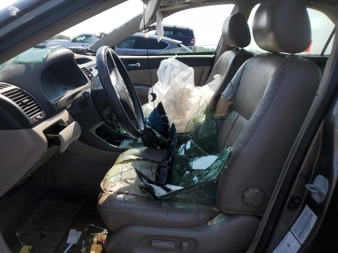 2002 Toyota Camry Le - Image 7