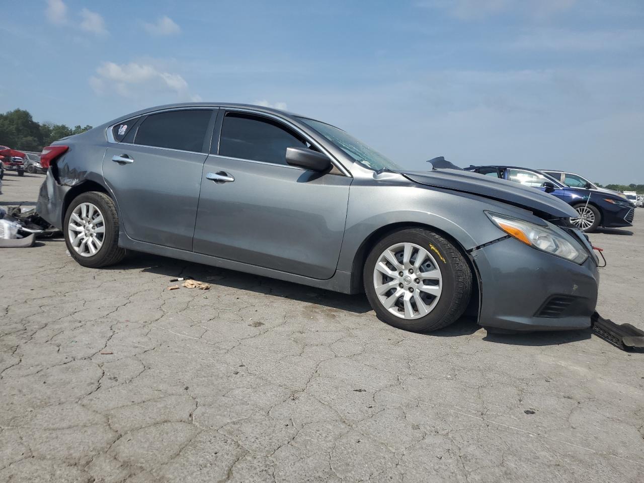 2018 Nissan Altima 2.5 - Image 4