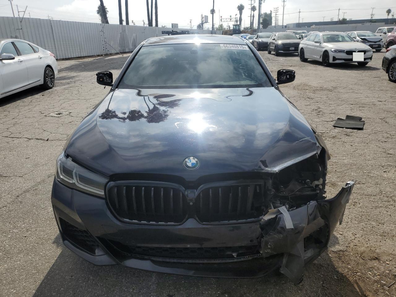 2021 BMW M550Xi - Фото 5