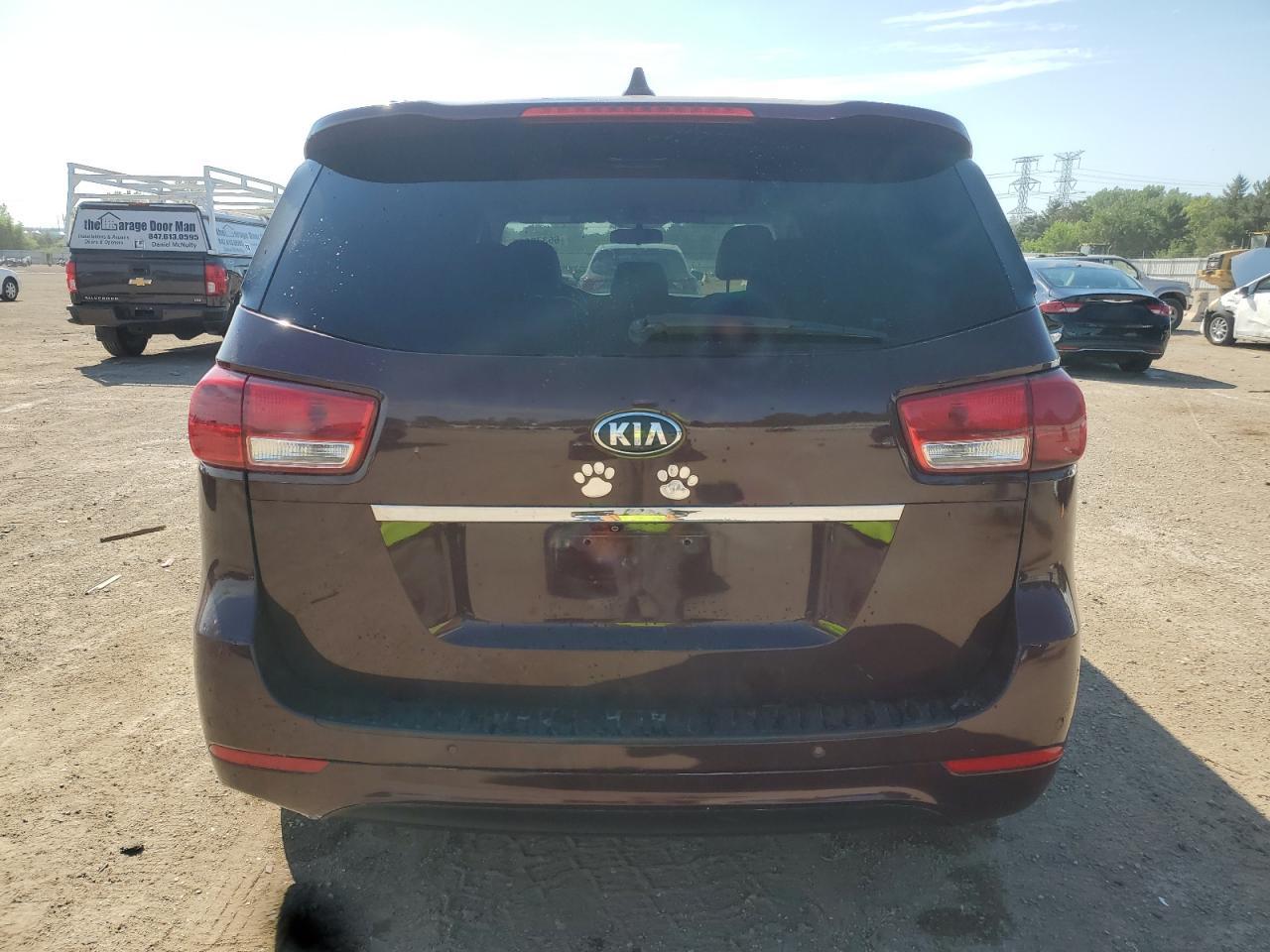 2017 Kia Sedona Lx - Фото 6