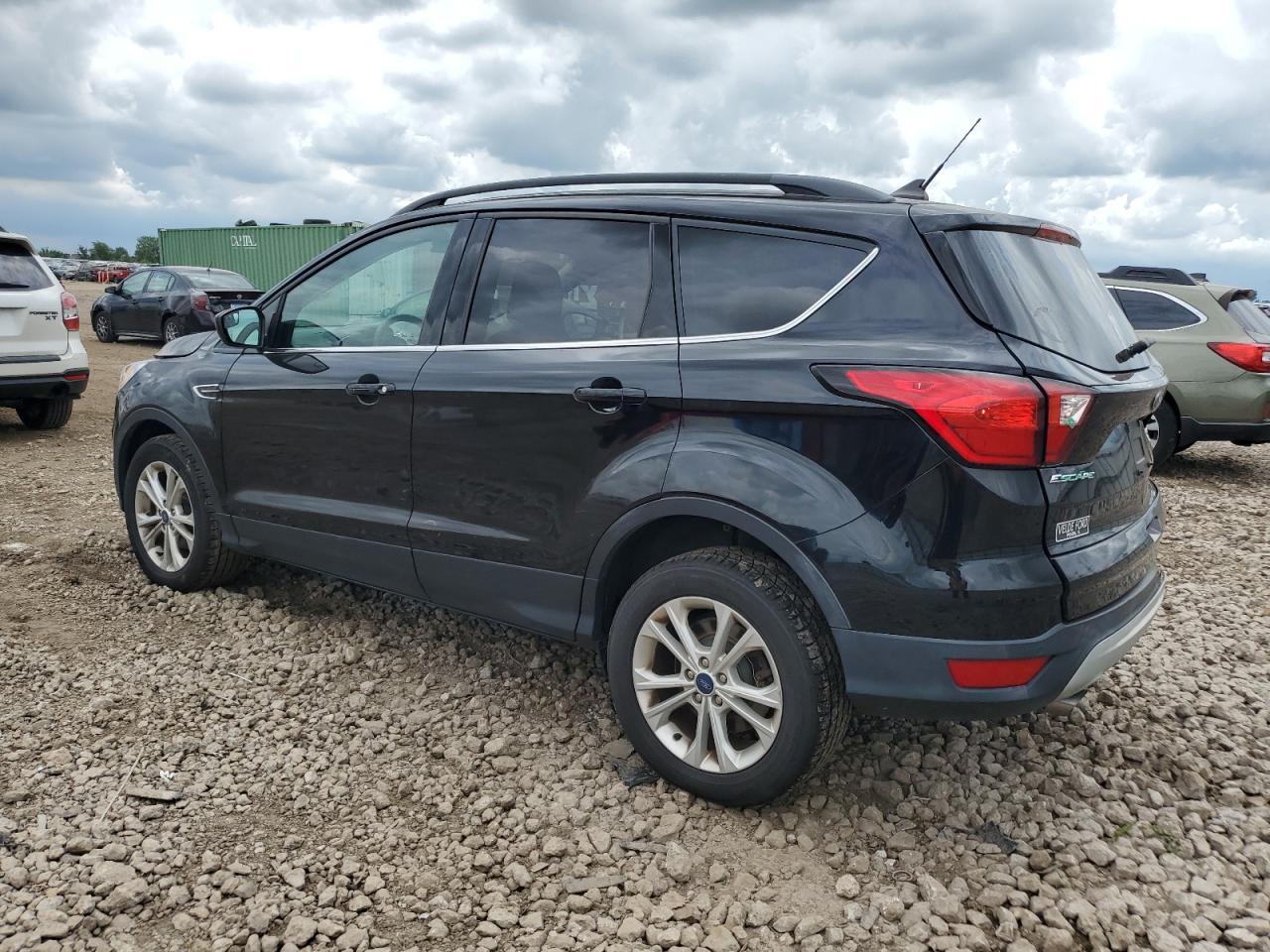2019 Ford Escape Sel - Фото 2