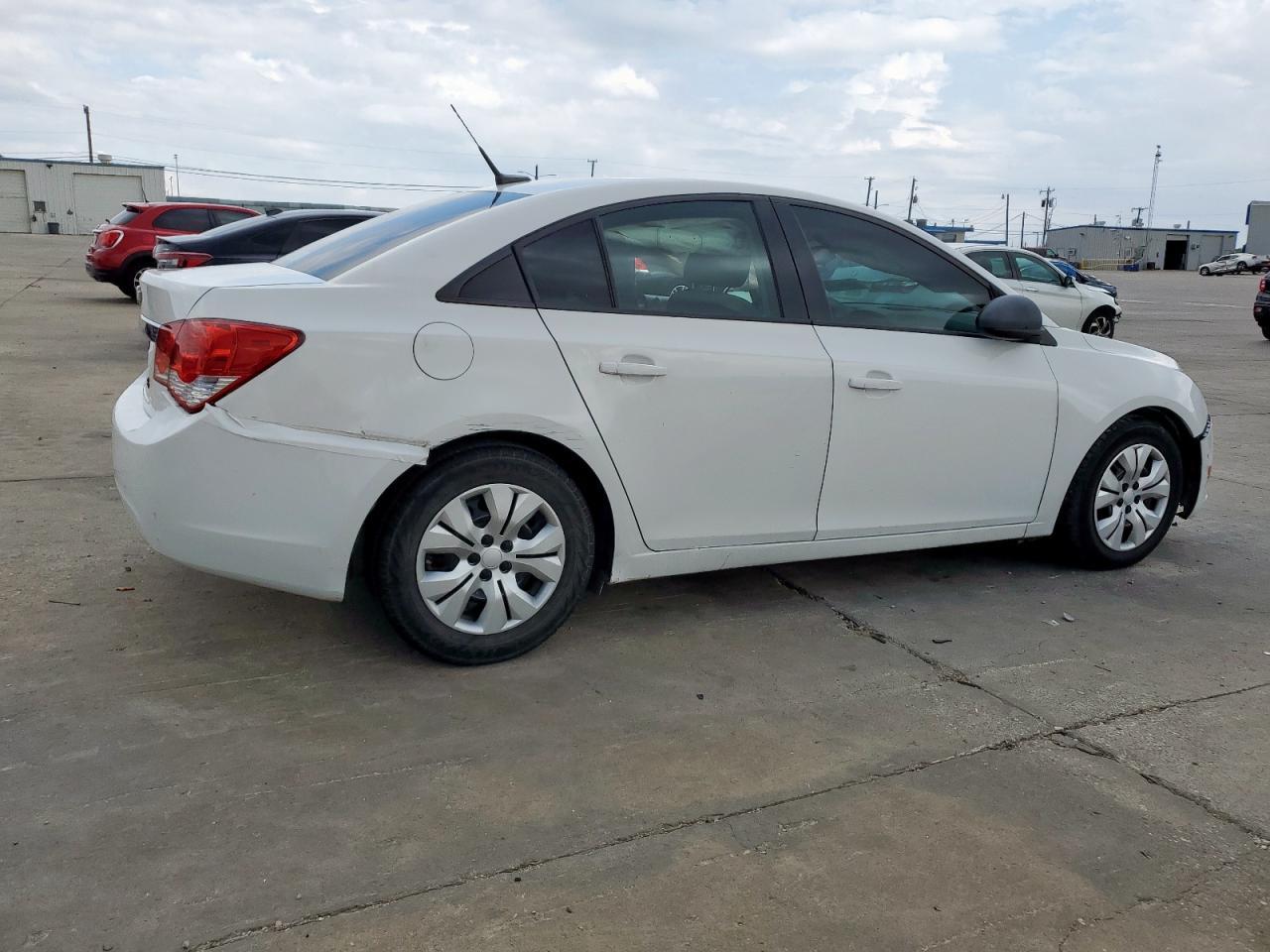 2014 Chevrolet Cruze Ls - Фото 3