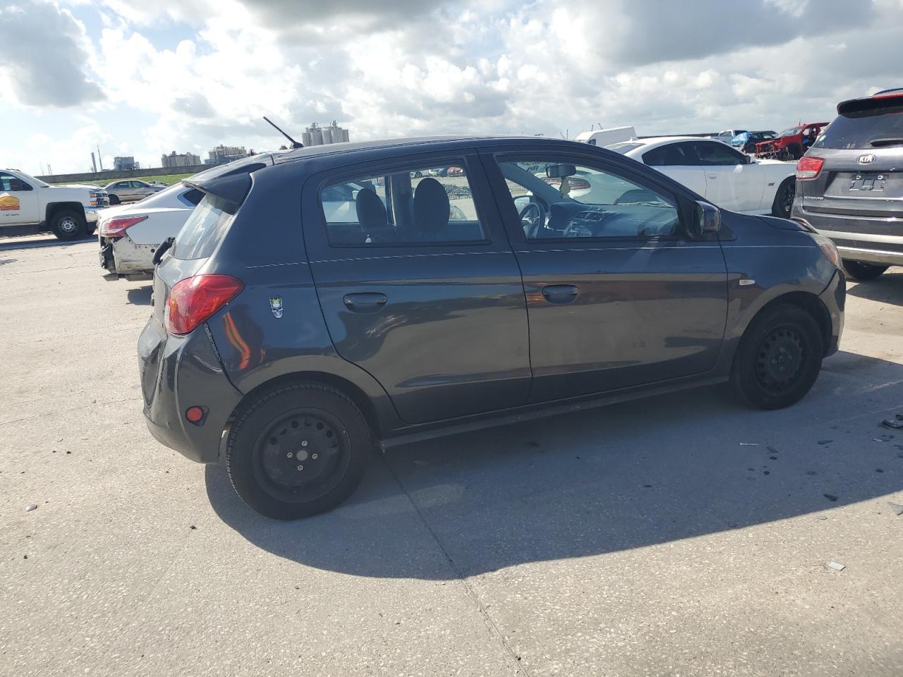 2015 Mitsubishi Mirage De - Image 3