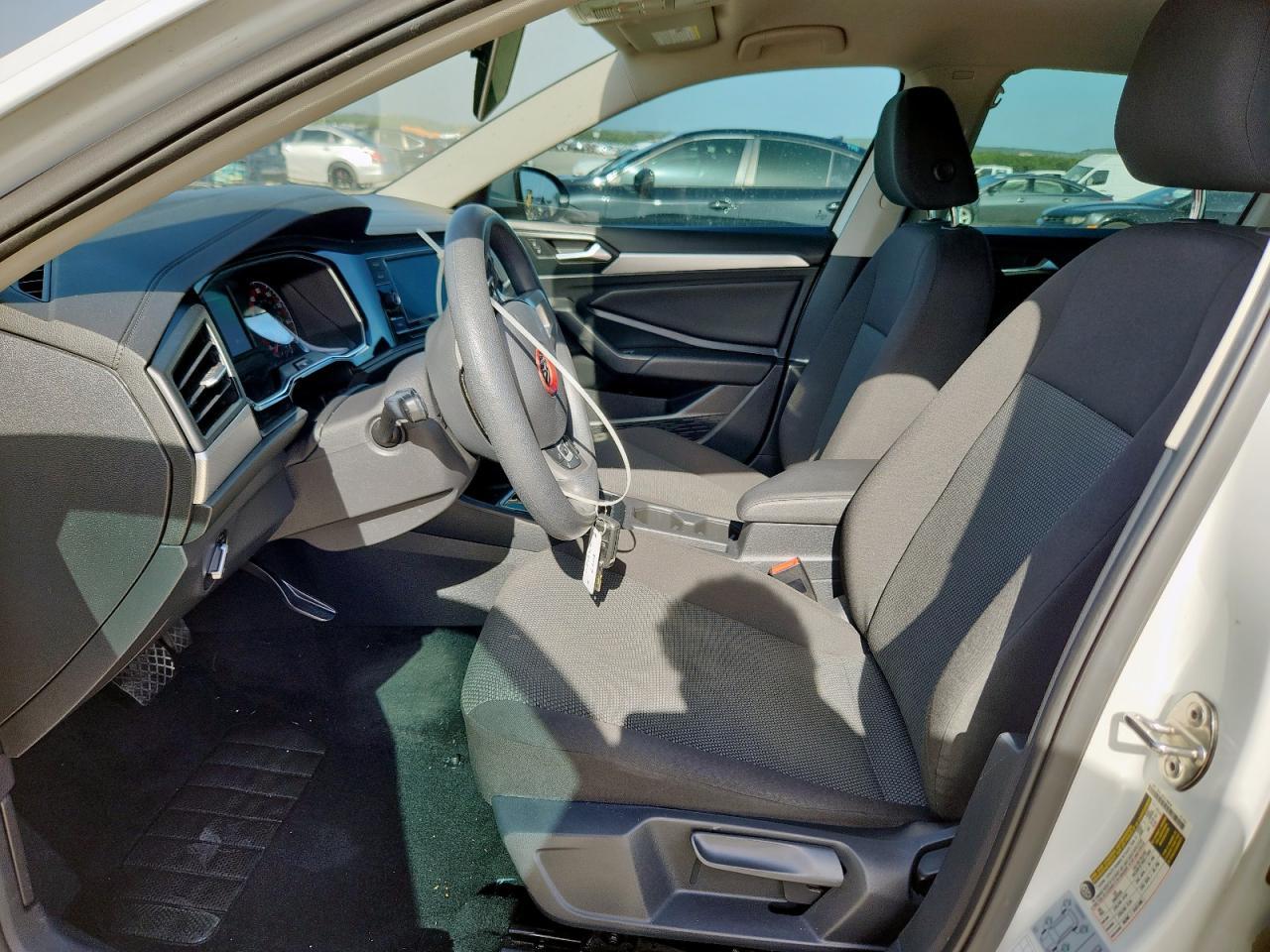 2021 Volkswagen Jetta S - Фото 7