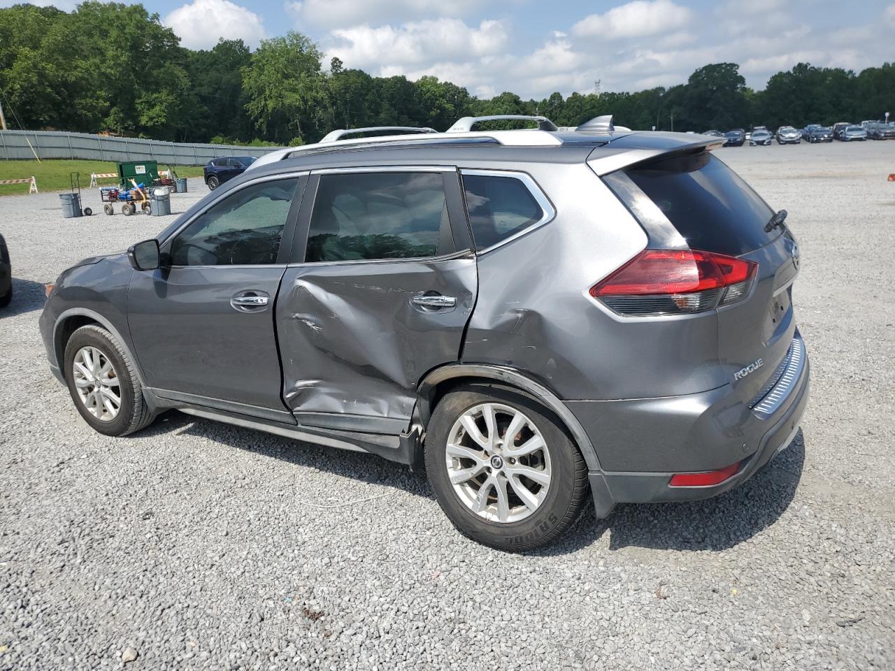 2019 Nissan Rogue S - Фото 2