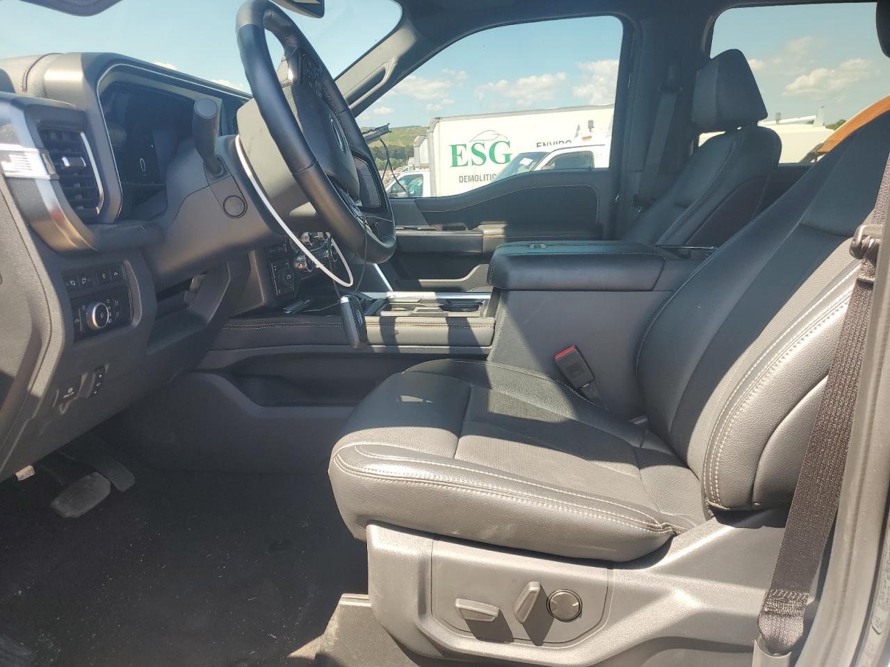 2023 Ford F250 Super Duty - Фото 7