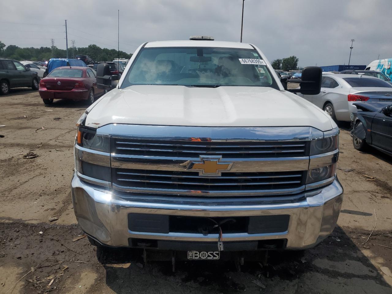 2015 Chevrolet Silverado K2500 Heavy Duty - Фото 5