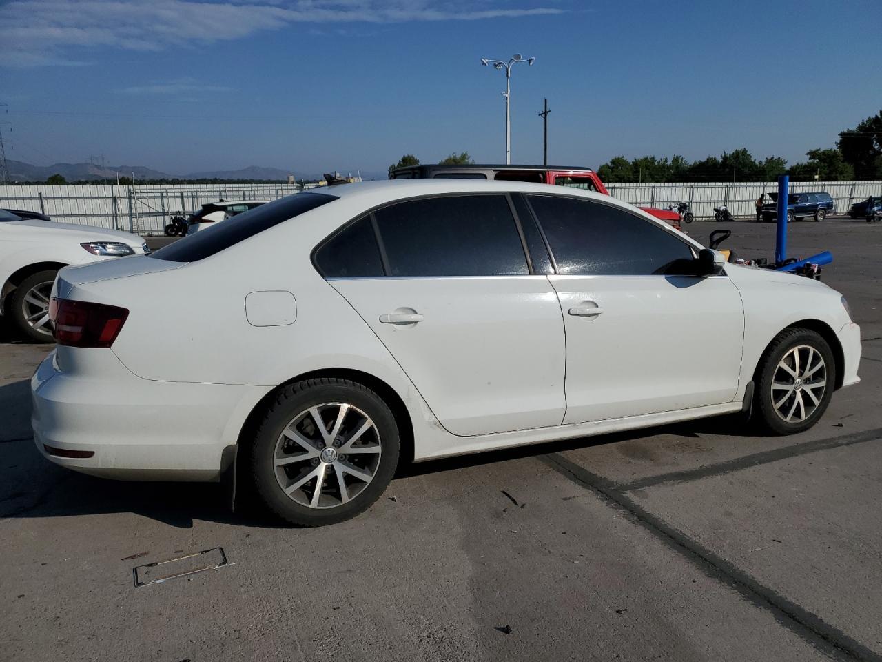 2017 Volkswagen Jetta Se - Image 3