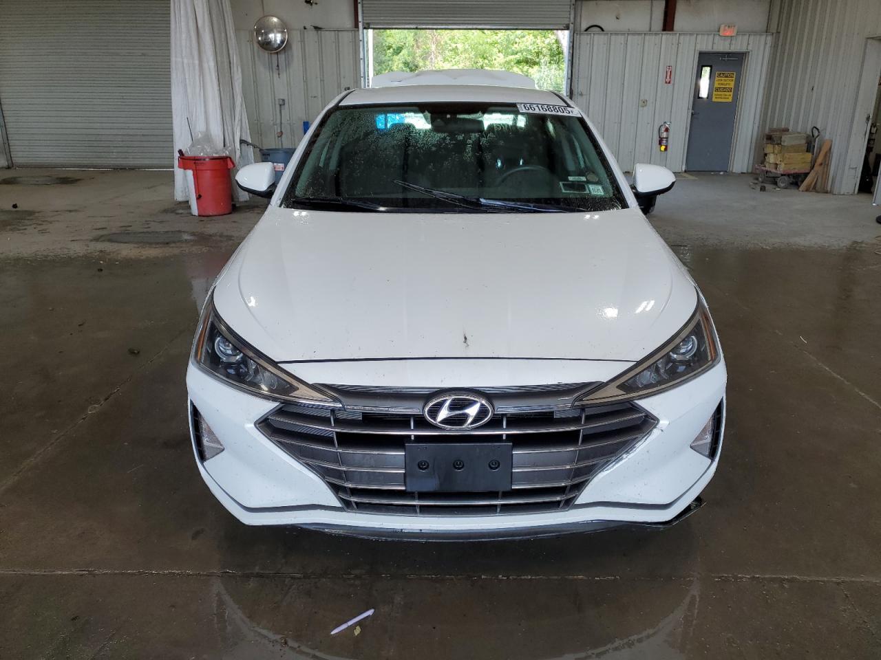 2020 Hyundai Elantra Sel - Фото 5