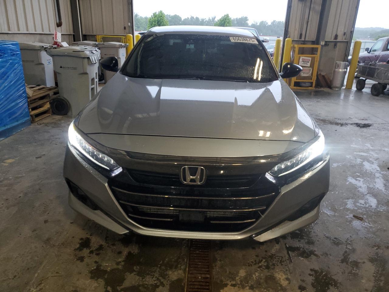 2022 Honda Accord Sport - Фото 5