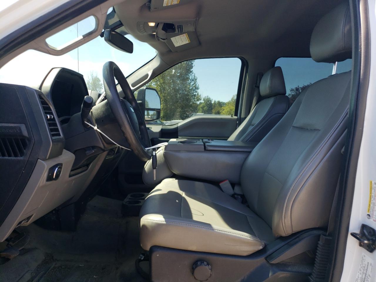 2019 Ford F350 Super Duty - Фото 7