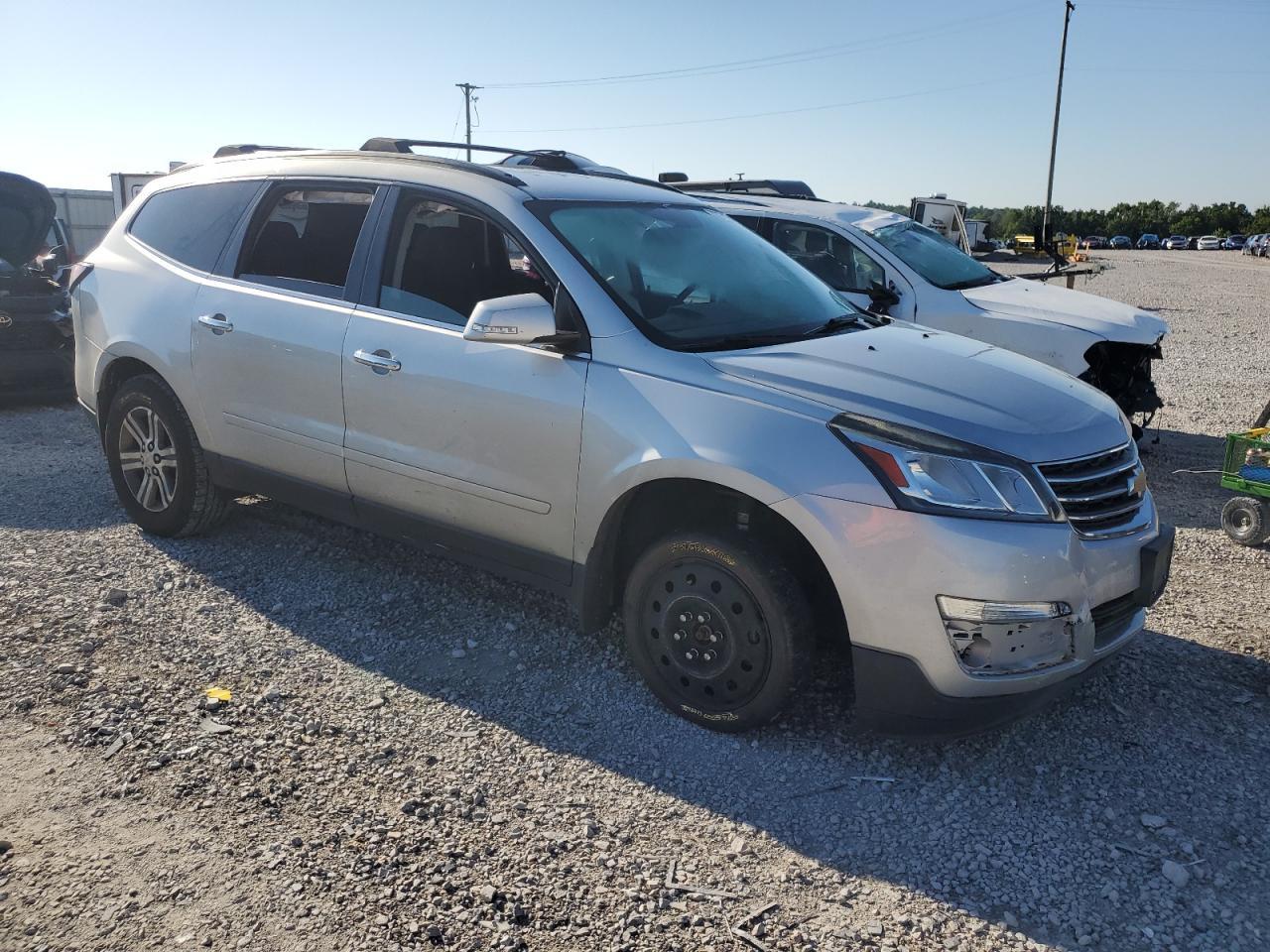 2017 Chevrolet Traverse Lt - Image 4