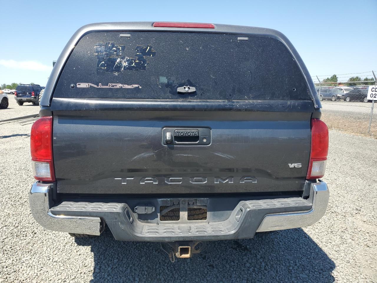 2016 Toyota Tacoma Double Cab - Image 6