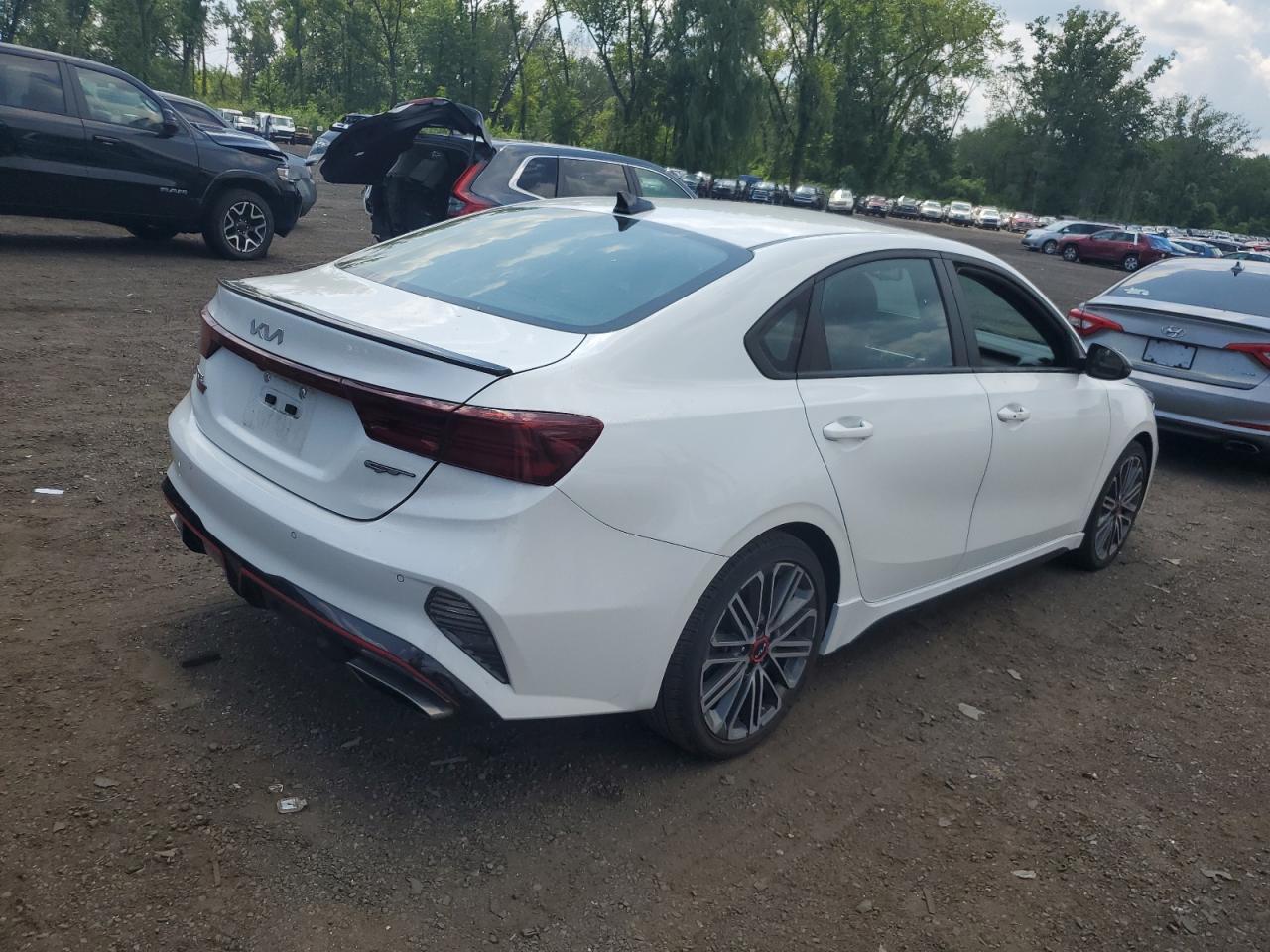 2023 Kia Forte Gt - Фото 3