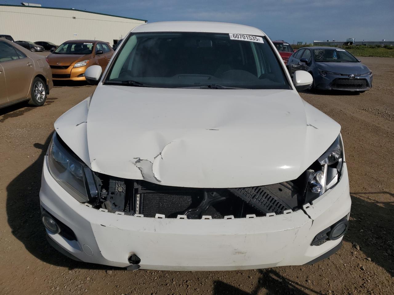 2012 Volkswagen Tiguan S - Image 5