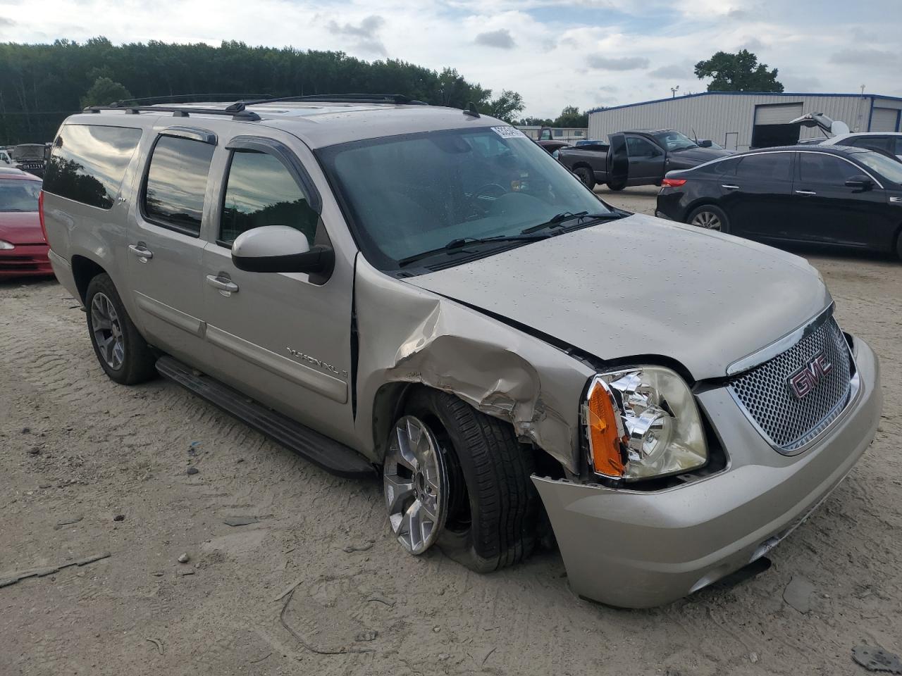 2008 GMC Yukon Xl K1500 - Фото 4