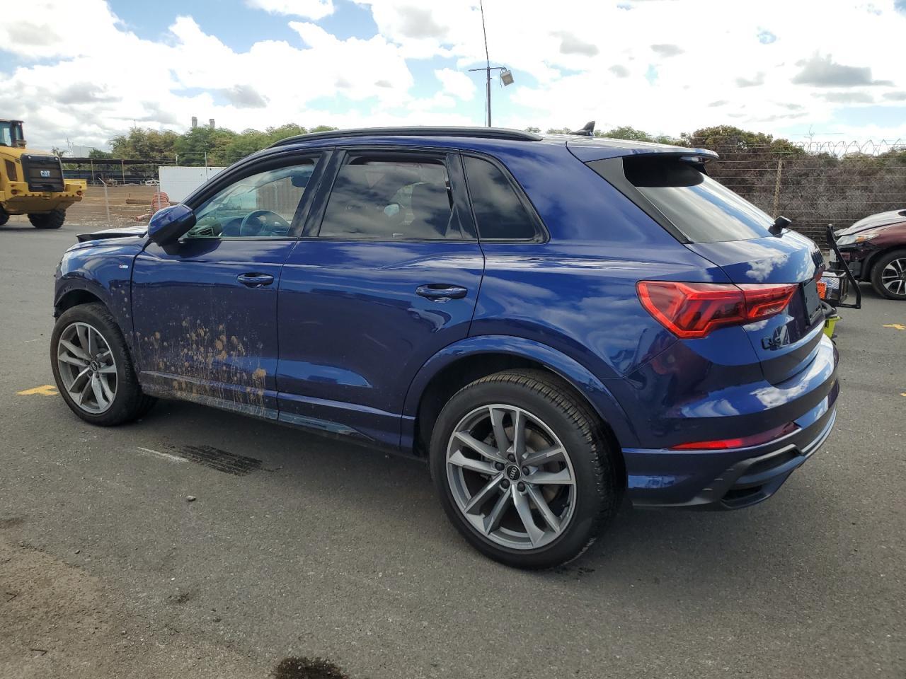 2022 Audi Q3 Premium Plus S Line 45 - Фото 2