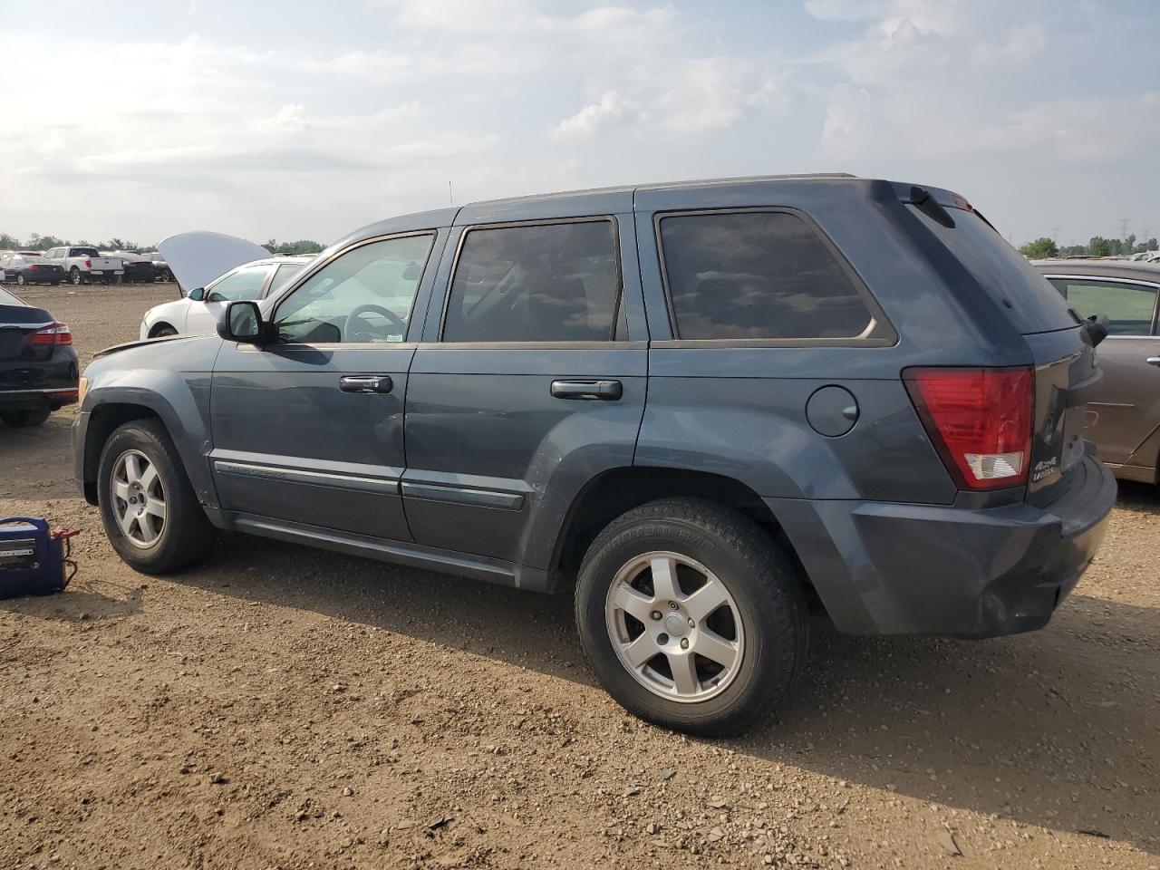 2008 Jeep Grand Cherokee Laredo - Фото 2
