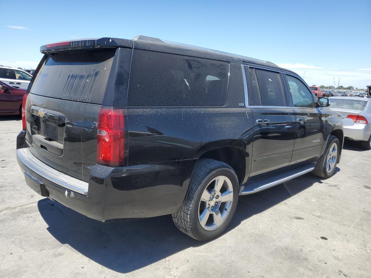 2015 Chevrolet Suburban K1500 Ltz - Фото 3