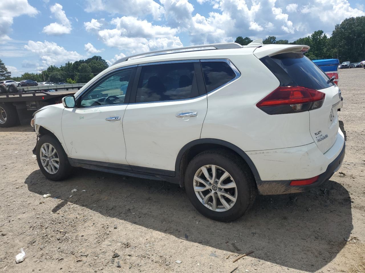 2019 Nissan Rogue S - Фото 2