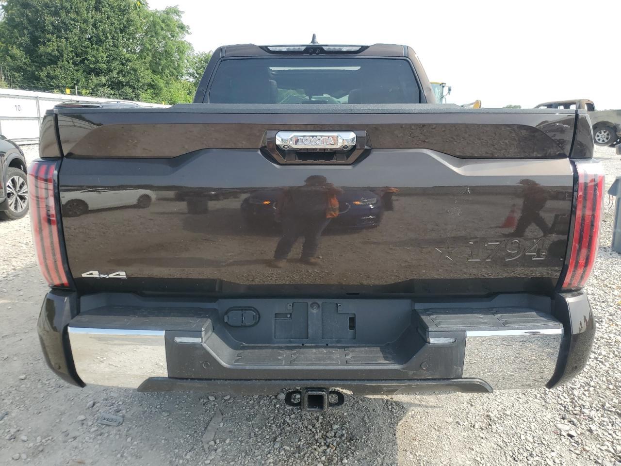 2025 Toyota Tundra Crewmax Platinum - Фото 6