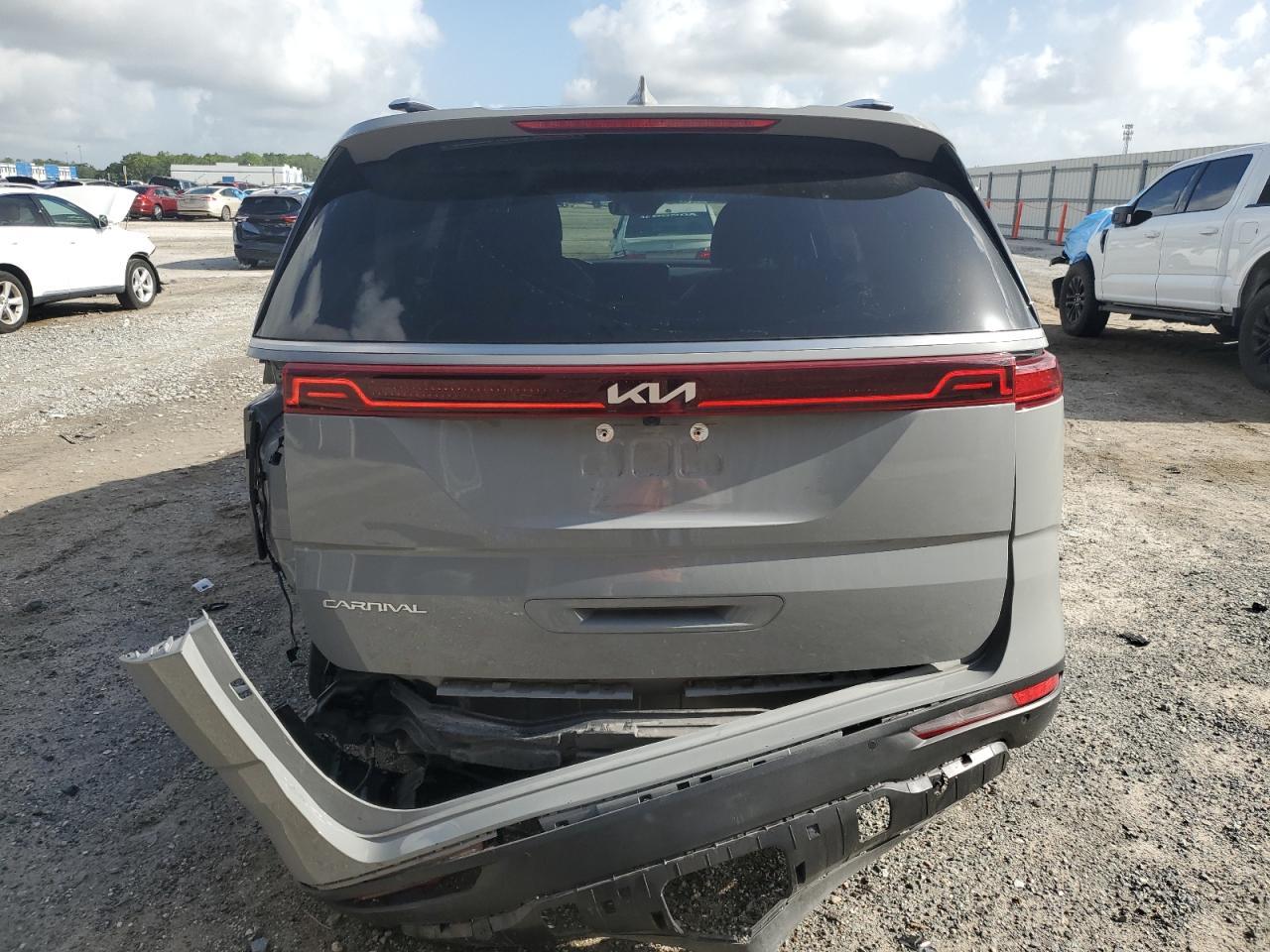 2024 Kia Carnival Sx - Фото 6