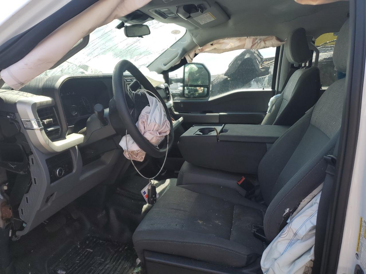 2024 Ford F350 Super Duty - Фото 7