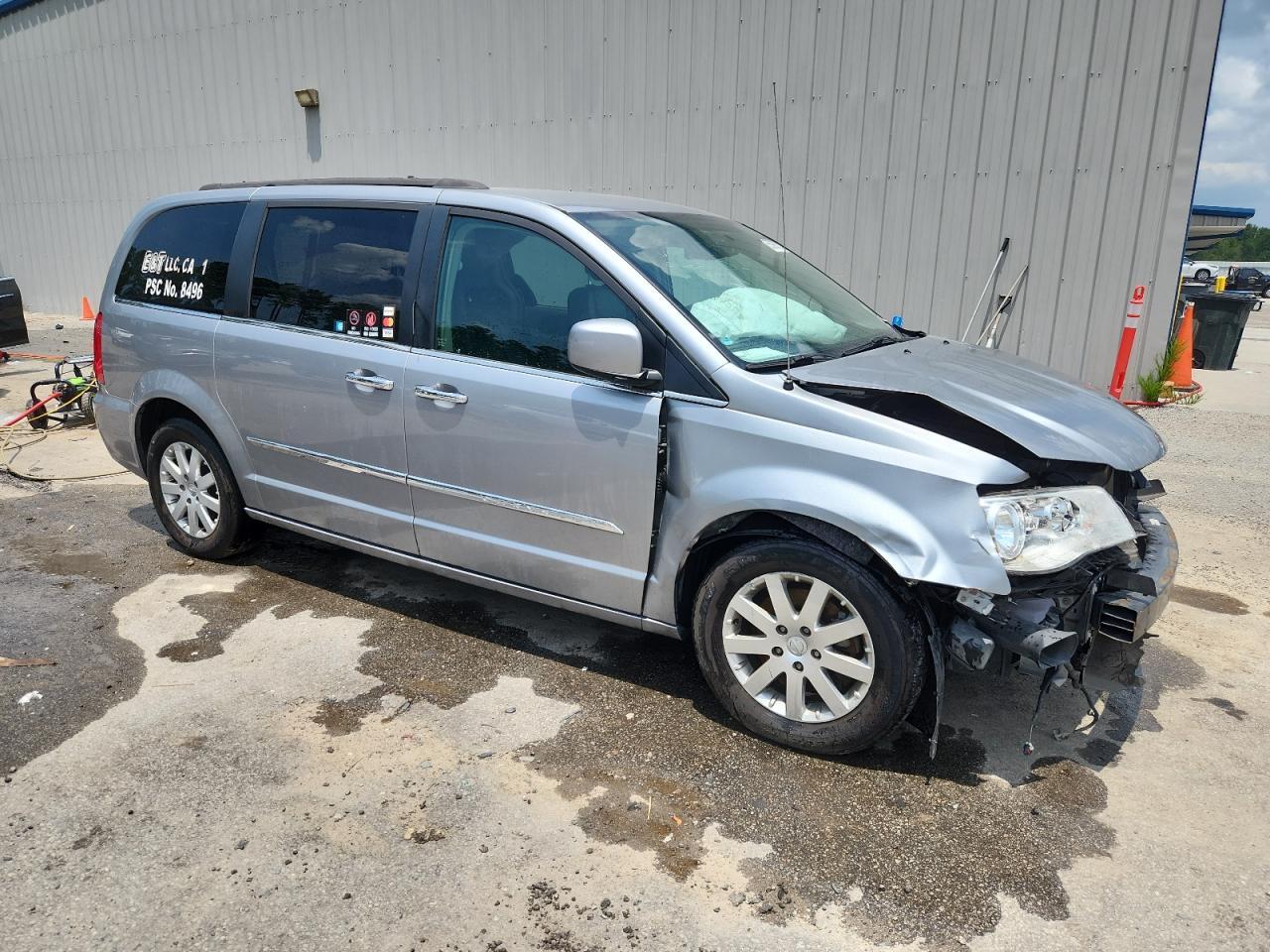 2015 Chrysler Town & Country Touring - Фото 4