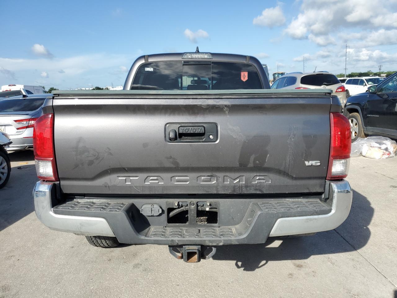 2017 Toyota Tacoma Double Cab - Фото 6