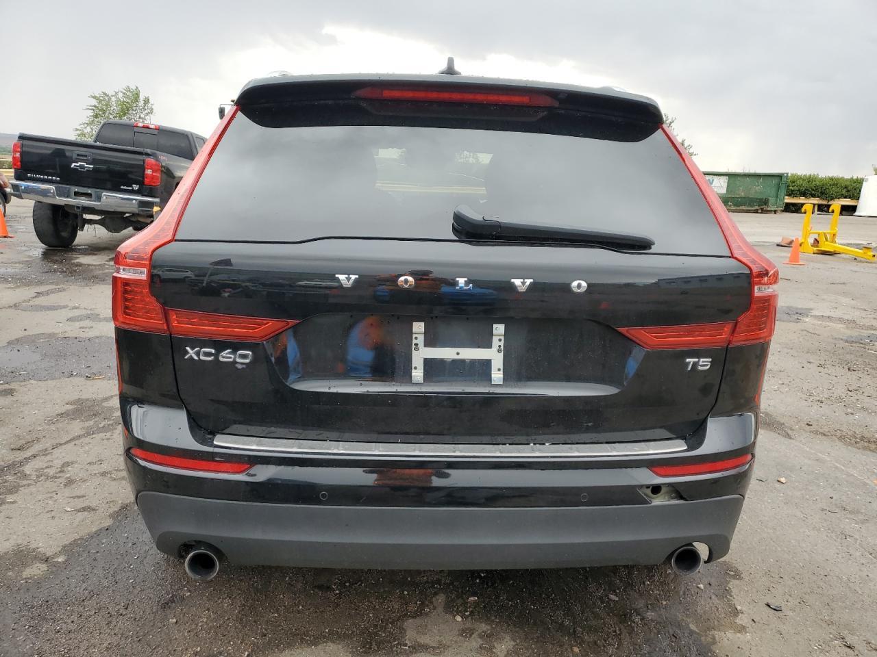 2019 Volvo Xc60 T5 Momentum - Image 6