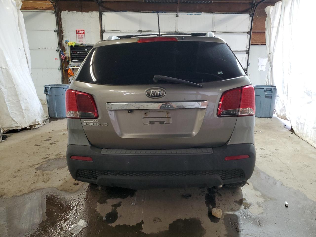 2012 Kia Sorento Base - Фото 6